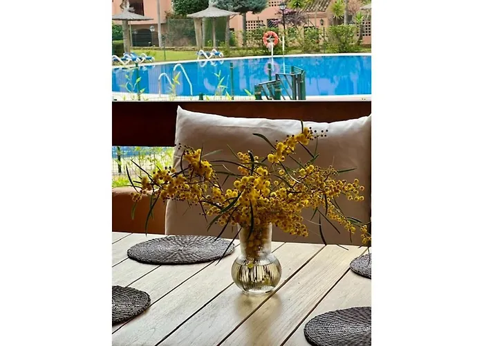 Sunbeach Hacienda Daire Estepona