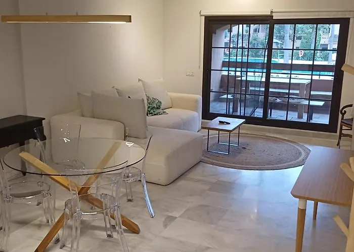 Sunbeach Hacienda 아파트 *